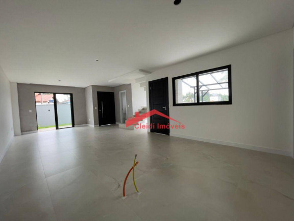 Imagem Sobrado com 3 Quartos à Venda, 148 m² em Bom Retiro - Joinville