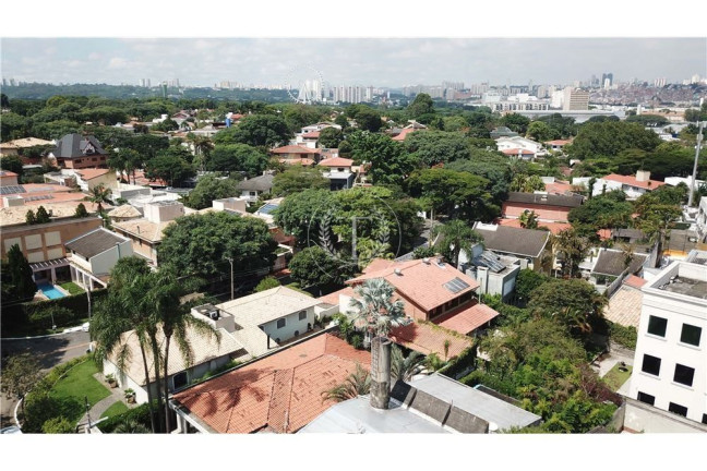 Imagem Casa com 5 Quartos à Venda, 335 m² em Boaçava - São Paulo Imagem Casa com 5 Quartos à Venda, 335 m² em Boaçava - São Paulo