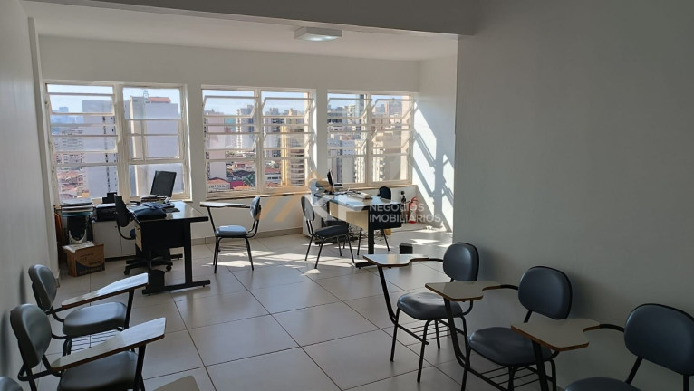 Imagem Imóvel com 1 Quarto à Venda, 32 m² em Centro - Ribeirão Preto Imagem Imóvel com 1 Quarto à Venda, 32 m² em Centro - Ribeirão Preto