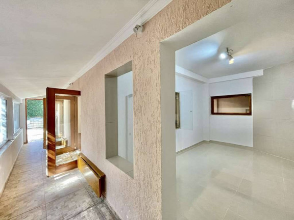 Imagem Casa com 5 Quartos à Venda, 1 m² em Granja Viana - Carapicuíba