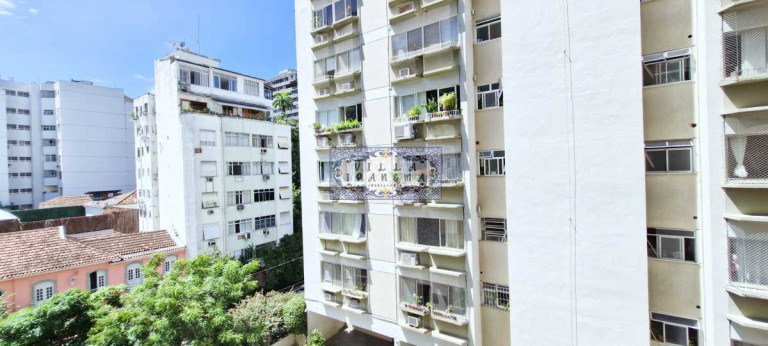 Imagem Apartamento com 3 Quartos à Venda, 90 m² em Humaitá - Rio De Janeiro