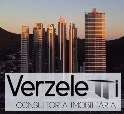 Apartamento com 4 Quartos à Venda, 230 m² em Centro - Balneário Camboriú