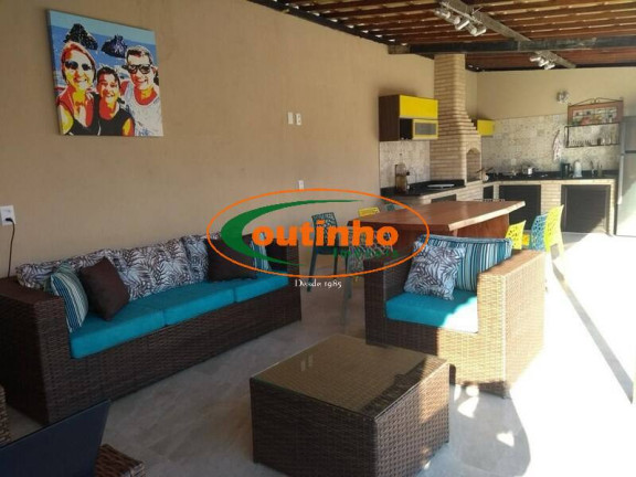 Imagem Casa de Vila com 3 Quartos à Venda, 233 m² em Andaraí - Rio De Janeiro