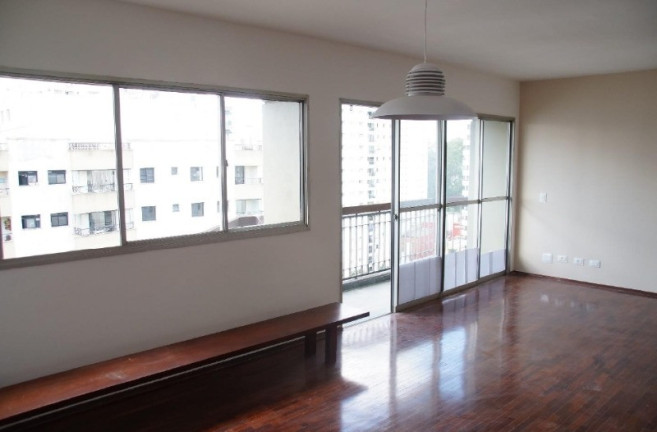 Imagem Imóvel com 3 Quartos à Venda, 150 m² em Vila Andrade - São Paulo Imagem Imóvel com 3 Quartos à Venda, 150 m² em Vila Andrade - São Paulo