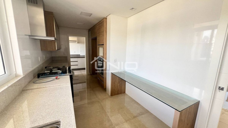 Imagem Apartamento com 3 Quartos à Venda, 190 m² em Centro - Pato Branco Imagem Apartamento com 3 Quartos à Venda, 190 m² em Centro - Pato Branco