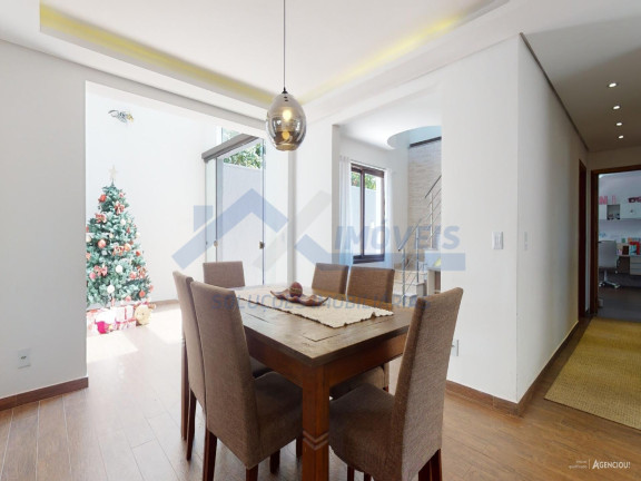 Imagem Sobrado com 4 Quartos à Venda, 600 m² em Guarujá - Porto Alegre Imagem Sobrado com 4 Quartos à Venda, 600 m² em Guarujá - Porto Alegre