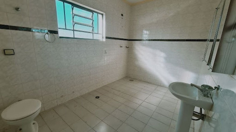 Imagem Casa com 3 Quartos à Venda, 226 m² em Ressaca - Atibaia Imagem Casa com 3 Quartos à Venda, 226 m² em Ressaca - Atibaia