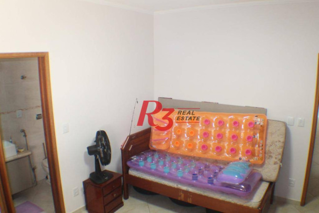 Imagem Sobrado com 3 Quartos à Venda, 300 m² em Aparecida - Santos
