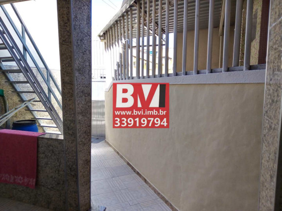 Imagem Casa com 2 Quartos à Venda, 65 m² em Olaria - Rio De Janeiro