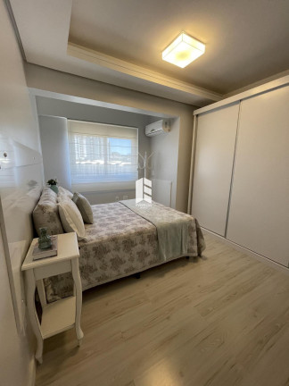 Imagem Apartamento com 3 Quartos à Venda, 200 m² em Nossa Senhora De Lourdes - Santa Maria Imagem Apartamento com 3 Quartos à Venda, 200 m² em Nossa Senhora De Lourdes - Santa Maria