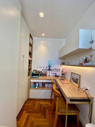 Imagem Apartamento com 4 Quartos à Venda, 230 m² em Icaraí - Niterói Imagem Apartamento com 4 Quartos à Venda, 230 m² em Icaraí - Niterói