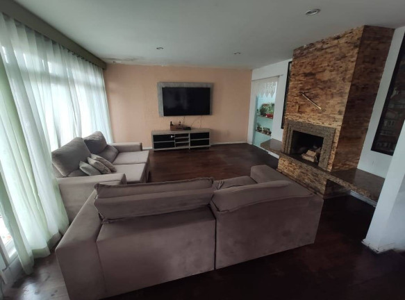 Imagem Casa com 3 Quartos à Venda, 351 m² em Carianos - Florianópolis Imagem Casa com 3 Quartos à Venda, 351 m² em Carianos - Florianópolis