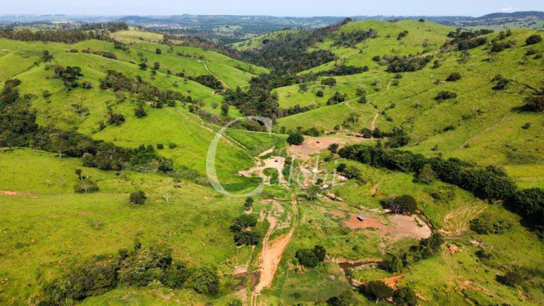 Imagem Fazenda à Venda, 160 m² em Itapira Imagem Fazenda à Venda, 160 m² em Itapira