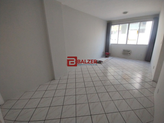 Imagem Apartamento com 2 Quartos à Venda, 88 m² em Centro - Florianópolis Imagem Apartamento com 2 Quartos à Venda, 88 m² em Centro - Florianópolis