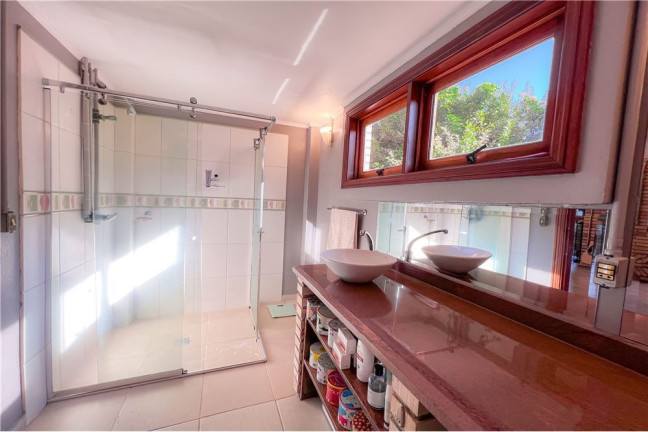 Imagem Casa com 3 Quartos à Venda, em São Lucas - Viamão Imagem Casa com 3 Quartos à Venda, em São Lucas - Viamão