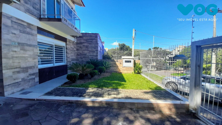 Imagem Casa com 3 Quartos à Venda, 171 m² em Teresópolis - Porto Alegre