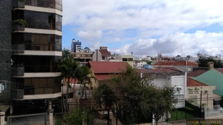 Imagem Apartamento com 2 Quartos à Venda, 75 m² em São João - Porto Alegre Imagem Apartamento com 2 Quartos à Venda, 75 m² em São João - Porto Alegre