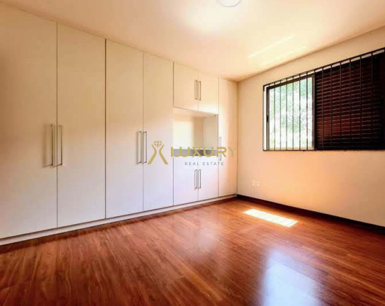 Imagem Imóvel com 4 Quartos à Venda, 140 m² em Cruzeiro - Belo Horizonte Imagem Imóvel com 4 Quartos à Venda, 140 m² em Cruzeiro - Belo Horizonte
