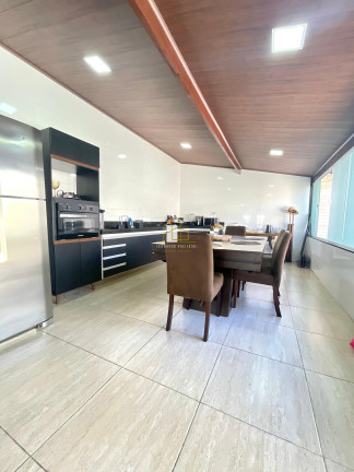 Imagem Casa com 2 Quartos à Venda, 200 m² em Planície Da Serra - Serra