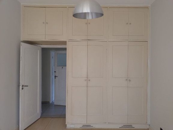 Imagem Imóvel com 3 Quartos à Venda, 154 m² em Higienópolis - São Paulo Imagem Imóvel com 3 Quartos à Venda, 154 m² em Higienópolis - São Paulo
