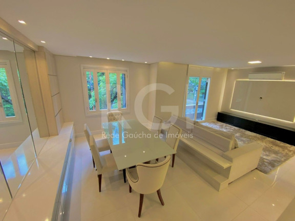 Imagem Apartamento com 2 Quartos à Venda, 97 m² em Moinhos De Vento - Porto Alegre Imagem Apartamento com 2 Quartos à Venda, 97 m² em Moinhos De Vento - Porto Alegre