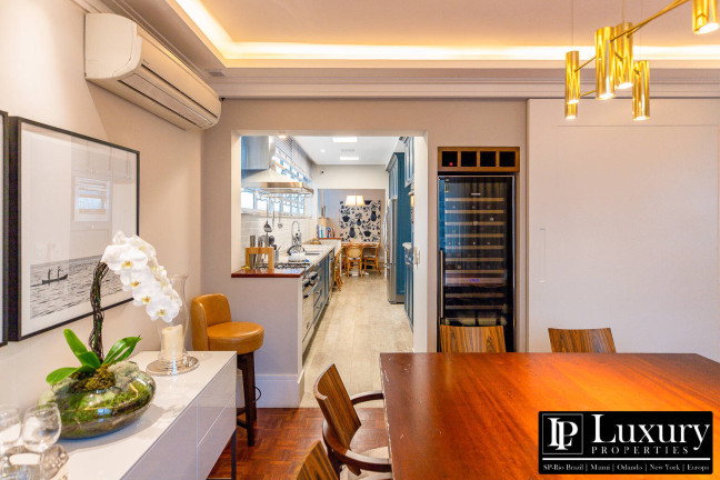 Imagem Apartamento com 3 Quartos à Venda, 250 m² em Jardim Paulista - São Paulo