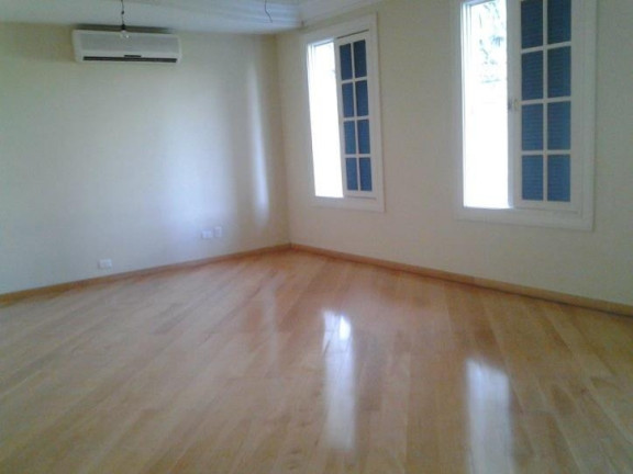 Imagem Casa com 8 Quartos à Venda,  em Tambore 03 - Alphaville