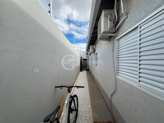 Imagem Casa com 3 Quartos à Venda, 295 m² em Jardim Tijuca - Campo Grande Imagem Casa com 3 Quartos à Venda, 295 m² em Jardim Tijuca - Campo Grande