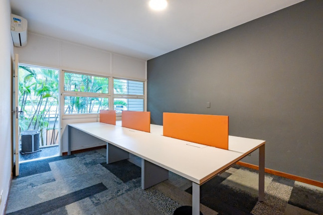 Imagem Casa com 3 Quartos à Venda, 216 m² em Jardim Paulistano - São Paulo Imagem Casa com 3 Quartos à Venda, 216 m² em Jardim Paulistano - São Paulo