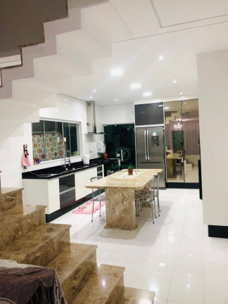 Imagem Sobrado com 3 Quartos à Venda, 430 m² em Itaim - Guarulhos Imagem Sobrado com 3 Quartos à Venda, 430 m² em Itaim - Guarulhos