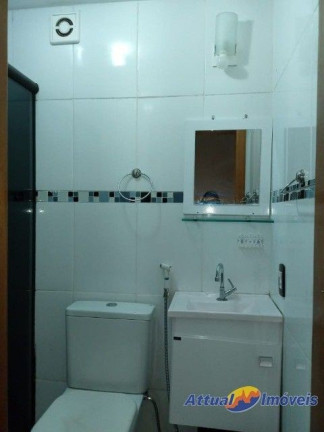 Imagem Imóvel com 2 Quartos à Venda, 46 m² em Várzea - Teresópolis Imagem Imóvel com 2 Quartos à Venda, 46 m² em Várzea - Teresópolis