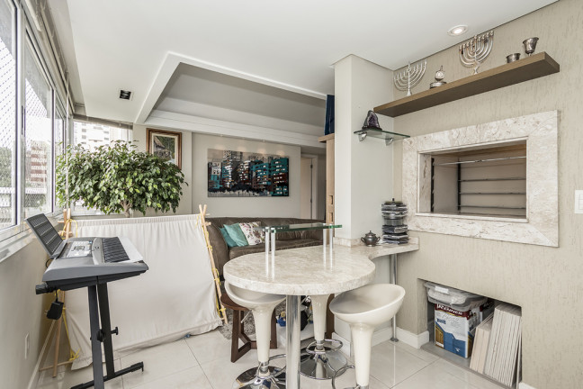Imagem Apartamento com 2 Quartos à Venda, 80 m² em Rio Branco - Porto Alegre