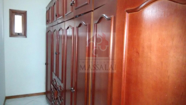 Imagem Casa com 3 Quartos à Venda, 320 m² em Aberta Dos Morros - Porto Alegre Imagem Casa com 3 Quartos à Venda, 320 m² em Aberta Dos Morros - Porto Alegre