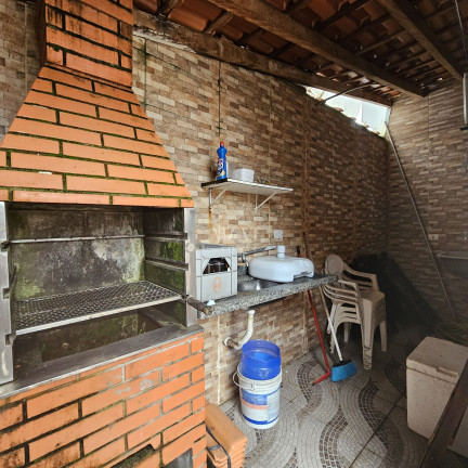 Imagem Casa com 2 Quartos à Venda, 100 m² em Real - Praia Grande Imagem Casa com 2 Quartos à Venda, 100 m² em Real - Praia Grande