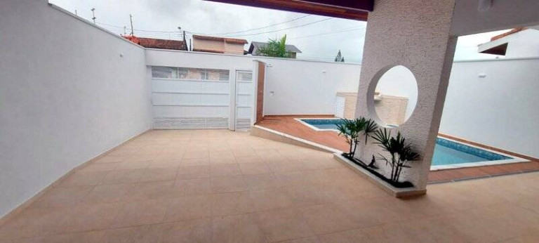 Imagem Casa com 3 Quartos à Venda, 250 m² em Oásis - Peruíbe Imagem Casa com 3 Quartos à Venda, 250 m² em Oásis - Peruíbe