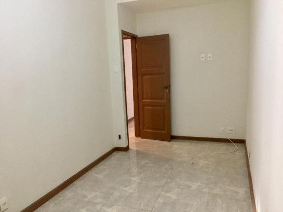 Imagem Apartamento com 2 Quartos à Venda, 65 m² em Copacabana - Rio De Janeiro Imagem Apartamento com 2 Quartos à Venda, 65 m² em Copacabana - Rio De Janeiro