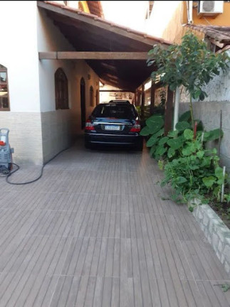 Casa com 4 Quartos à Venda, 300 m² em Recanto Da Sereia - Guarapari