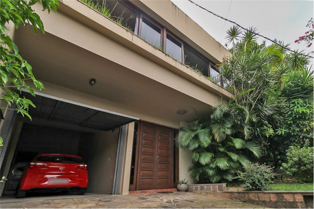 Imagem Casa com 3 Quartos à Venda, 252 m² em Boa Vista - Porto Alegre Imagem Casa com 3 Quartos à Venda, 252 m² em Boa Vista - Porto Alegre