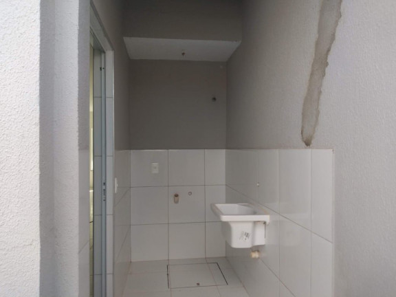 Imagem Casa de Condomínio com 3 Quartos à Venda, 84 m² em Lagoa Redonda - Fortaleza