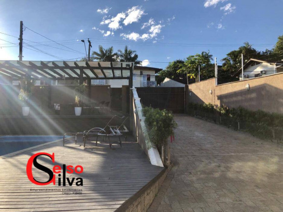 Imagem Casa à Venda, em Maringá Imagem Casa à Venda, em Maringá