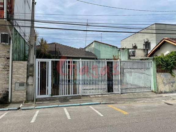 Imagem Casa com 3 Quartos à Venda, 268 m² em Centro - Caraguatatuba Imagem Casa com 3 Quartos à Venda, 268 m² em Centro - Caraguatatuba