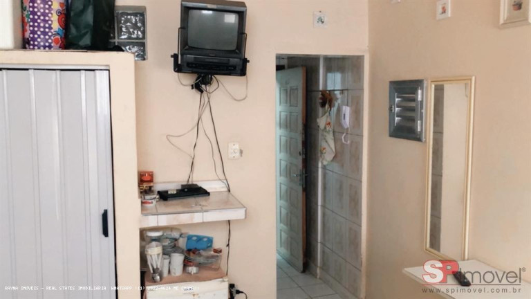 Kitnet com 1 Quarto à Venda, 13 m² em Itararé - São Vicente