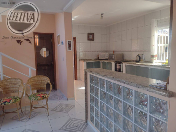 Imagem Casa com 3 Quartos à Venda, 334 m² em Jardim Estoril - Guaratuba Imagem Casa com 3 Quartos à Venda, 334 m² em Jardim Estoril - Guaratuba