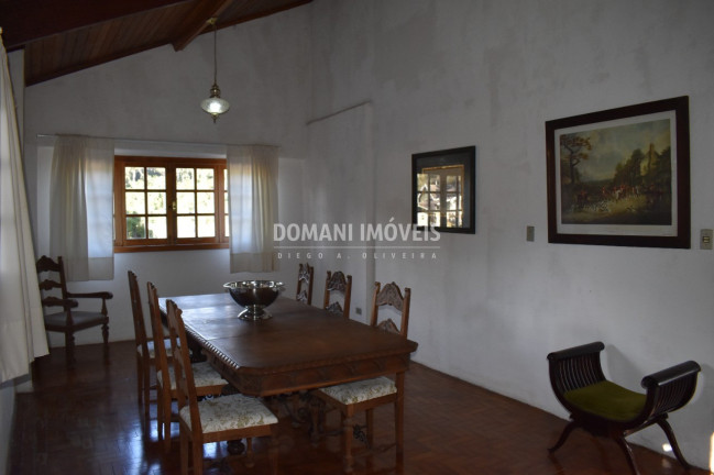 Imagem Casa com 4 Quartos à Venda, 242 m² em Região De Capivari - Campos Do Jordão Imagem Casa com 4 Quartos à Venda, 242 m² em Região De Capivari - Campos Do Jordão