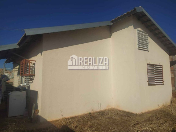 Imagem Casa com 2 Quartos para Alugar, 60 m² em Loteamento Residencial Tamareiras - Uberaba Imagem Casa com 2 Quartos para Alugar, 60 m² em Loteamento Residencial Tamareiras - Uberaba