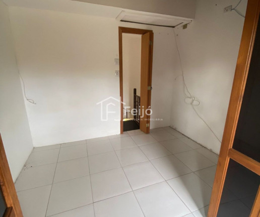 Imagem Sobrado com 2 Quartos à Venda, 36 m² em Ipanema - Porto Alegre