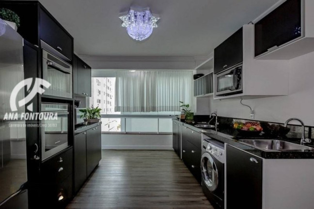 Imagem Apartamento com 3 Quartos à Venda, 95 m² em Centro - Balneário Camboriú