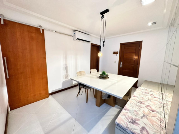 Imagem Apartamento com 3 Quartos à Venda, 130 m² em Praia De Itaparica - Vila Velha Imagem Apartamento com 3 Quartos à Venda, 130 m² em Praia De Itaparica - Vila Velha