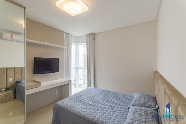 Imagem Apartamento com 3 Quartos à Venda, 128 m² em Centro - Balneário Camboriú Imagem Apartamento com 3 Quartos à Venda, 128 m² em Centro - Balneário Camboriú