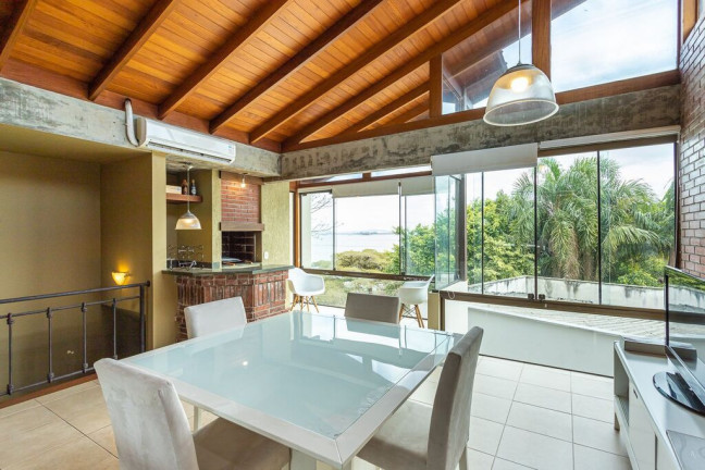 Imagem Casa de Condomínio com 3 Quartos à Venda, 200 m² em Vila Assunção - Porto Alegre Imagem Casa de Condomínio com 3 Quartos à Venda, 200 m² em Vila Assunção - Porto Alegre